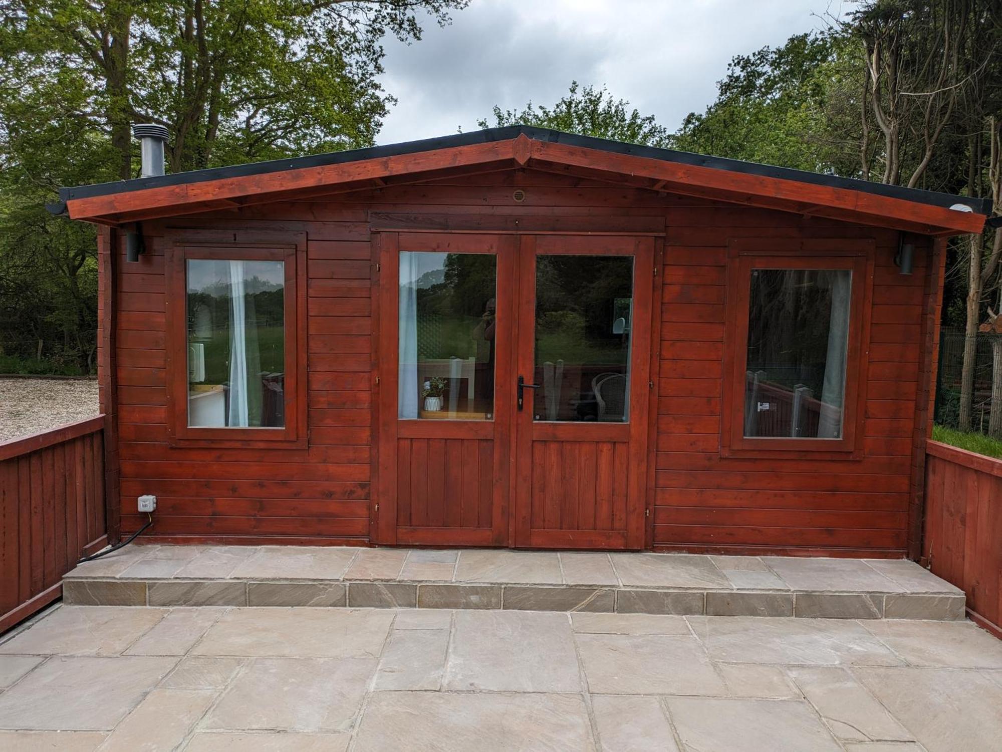 Cosy Cabin Stock Bagian luar foto